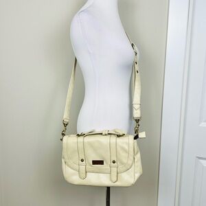 Matt & Nat Elegant Cream Shoulder Bag